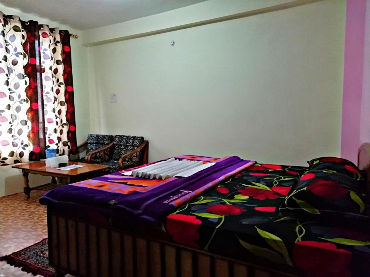 Kunga Hotel And Restaurant Manali (Himachal Pradesh) Bagian luar foto